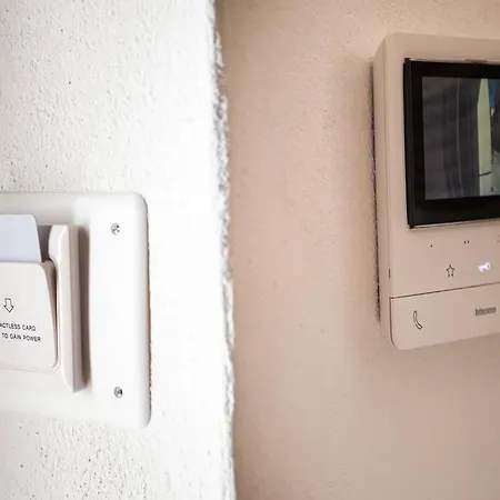 Apartment Dimora Luminosa E Raffinata Nel Cuore Di
