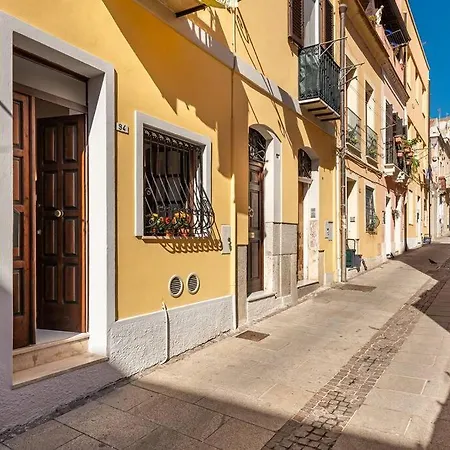 Apartment Dimora Luminosa E Raffinata Nel Cuore Di Cagliari
